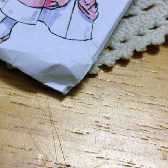 Uncut, factory folded Butterick B5810 girl's sewing pattern - Picture 4 of 10